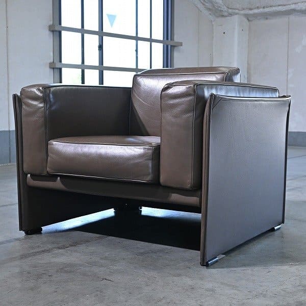 Cassina 105万「405 DUC」待ち合い室ひじ掛けいす B MARIO BELLINI 1人掛け 本革 リビング 寝椅子 カッシーナ マリオ・ベリーニ デュック【中古調度品/中古室内装飾/USED調度品ユーズド調度品/再利用】