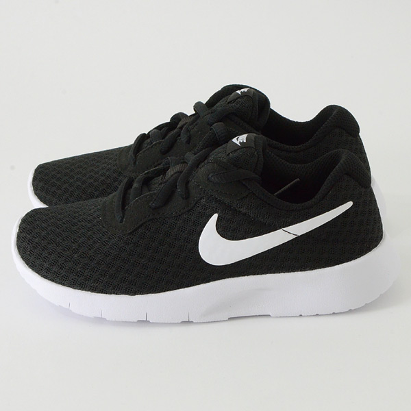 nike tanjun m