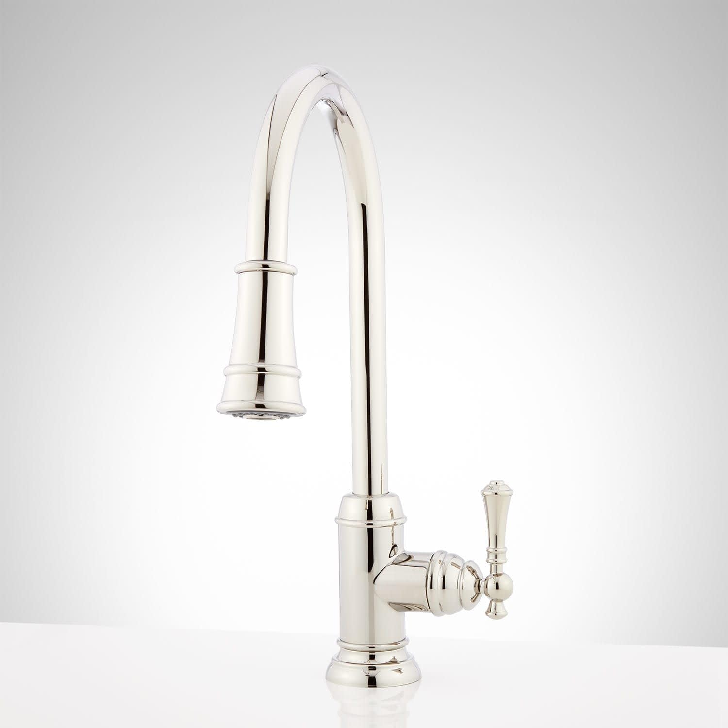 Signature Hardware 448174 Amberley 1.8 GPM シングルホール プルダウン キッチン蛇口|いいものばかり