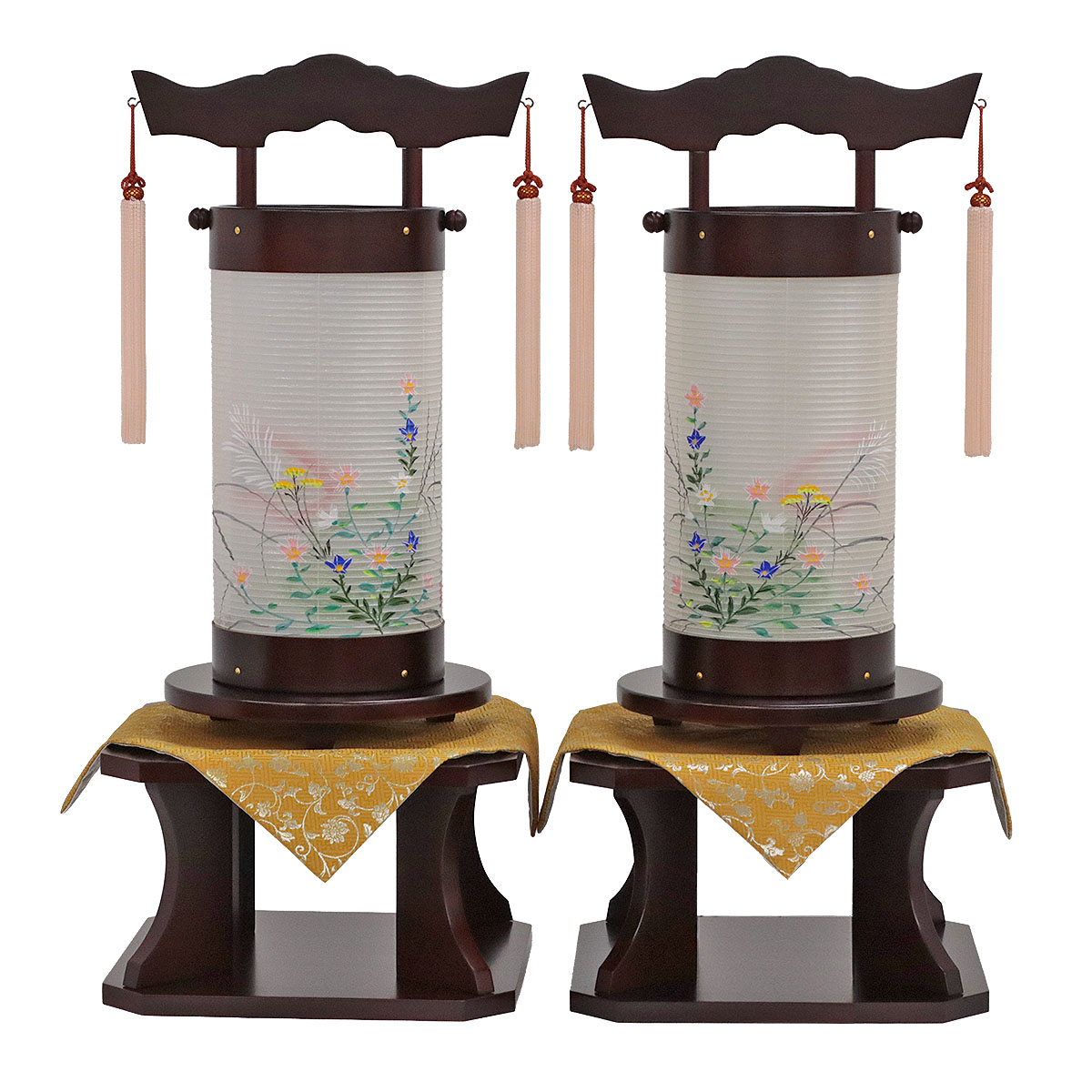 盆提灯 初盆 50号 法明燈 桜 絹二重 優美 対柄 台付 （一対入り） 八女提灯 盆ちょうちん 新盆 供養 おしゃれ 回忌灯 回忌灯 法明灯 秋霊灯 モダン 現代風 インテリア｜人形の丸富