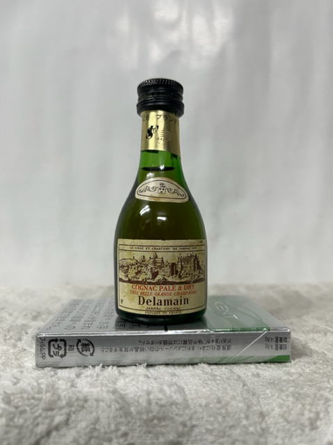 Delamain デラマン トレ・ヴェネラブル クリスタルドーム ブランデー Delamain デラマン トレ・ヴェネラブル クリスタルドーム