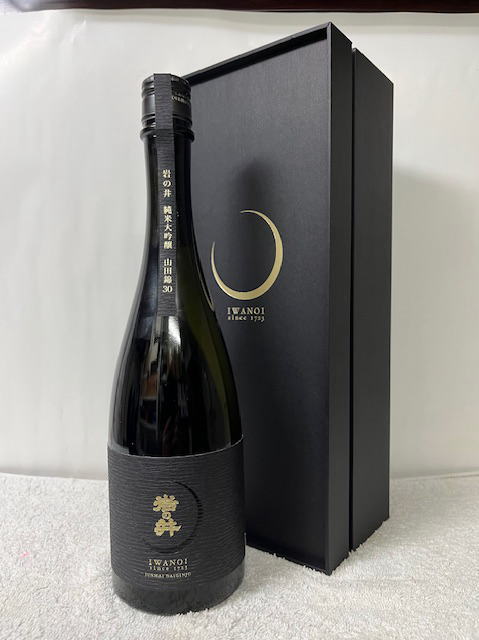 ［全国送料&クール代共に無料！！］(岩瀬酒造) 岩の井 純米大吟醸 山田錦 30 中汲み 豪華化粧箱付 720ml (要冷蔵)｜ECHIGOYA