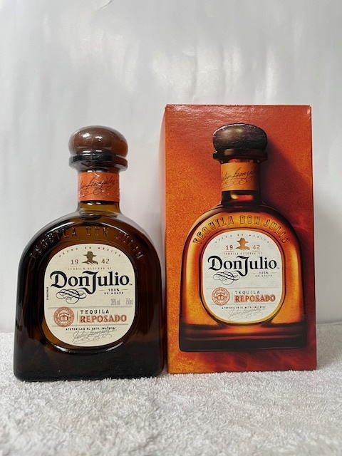 (正規品) ドン フリオ レポサド メキシコ テキーラ ディアジオ ジャパン 38度 750ml 箱付