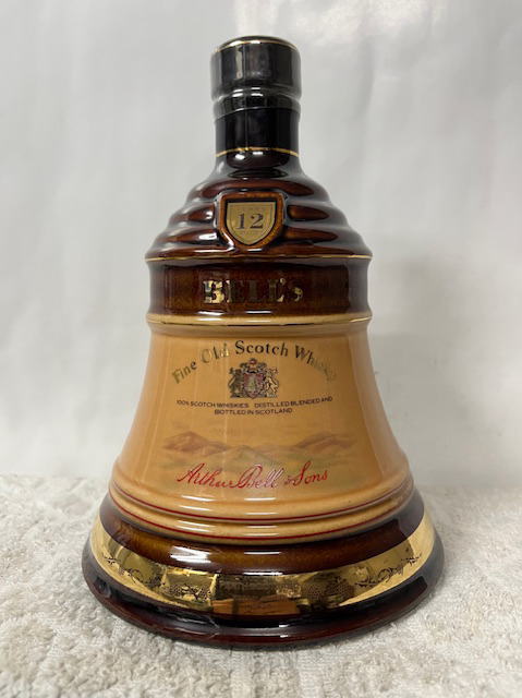 楽天市場】 ベル 12年 箱付き 40度 700ml (並行品、ブレンデッド