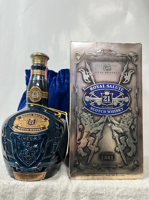 【未開封】　 SALUTE 21 YEAR OLD　古酒 ROYAL SALUTE 21年 赤青 古酒 未開封 700ml - メルカリ