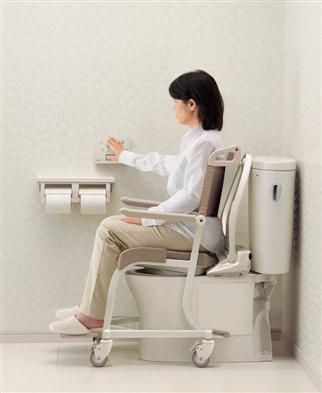 TOTO 【EWCS621BS】 水まわり用車いす（穴なし） 商品画像はイメージです 商品名の型番でのお届けになります