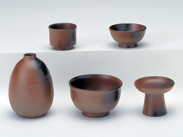 【現代仏具 五具足】 越前(エチゼン) 【陶器製(越前焼)・モダン・ミニ仏具】|仏壇・仏具・墓石 メイスンキタニ