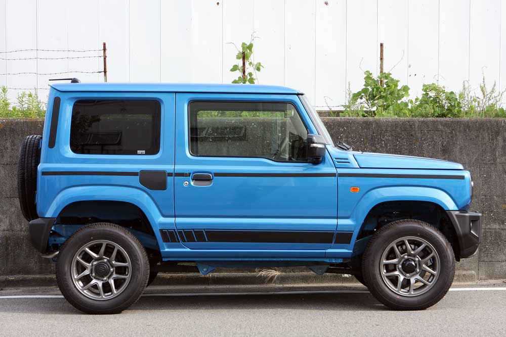 ☆JB64・ジムニー・純正オプション・サイドモール☆ 欧州スズキ純正 ジムニー JB64 シエラ JB74 UK仕様 ブラック ドア