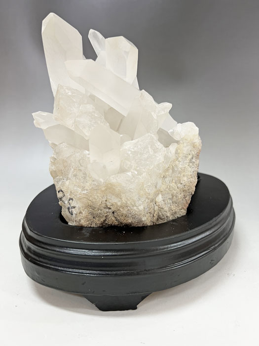楽天市場】天然水晶 クラスター 約3.75kg 高さ約25cm 台座付