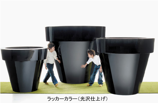 バストゥ ラッカーカラー（光沢仕上げ） (直径160cm×高さ150cm) イタリア製 デザイナーズ プランター セラルンガ SD-900-160-L 超大型 大型 特大 巨大 大きい プロ 業務用 樹脂 大型の鉢 観葉植物 プラスチック フラワーポット 鉢カバー 丸い 植木鉢 おしゃれ オブジェ