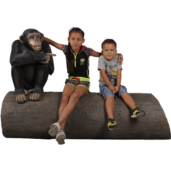 チンパンジー　吊り下げ　合成樹脂 楽天市場】大木に腰掛けるチンパンジー Monkey on tree trunk 強化