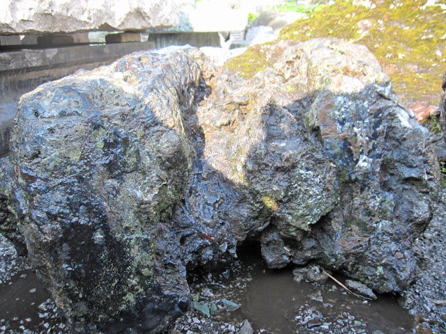 北海道 幸太郎石 庭石 石庭 景石 自然石 和風 庭園 飾り石 【商品番号：y-kur1807-055】