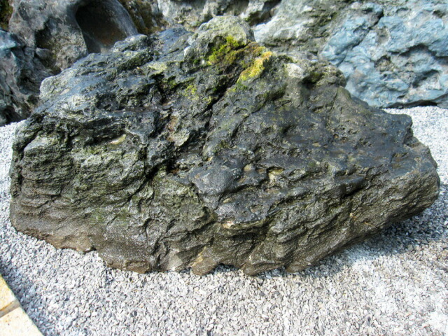 楽天市場】北海道 千軒石 庭石 自然石 和風 庭園 飾り石 石庭 銘石 景