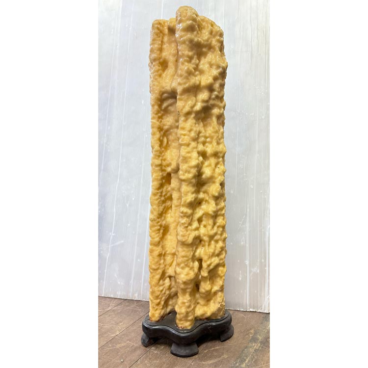 大自然が作り出した唯一無二の神秘な石 鍾乳石 【44】 高さ約86cm 幅約25cm 希少 飾り石 景石 盆石 鍾乳洞 自然石 stalactite 台付き パワーストーン 自然の芸術！ 天然石 鑑賞石 スタラクタイト 銘石
