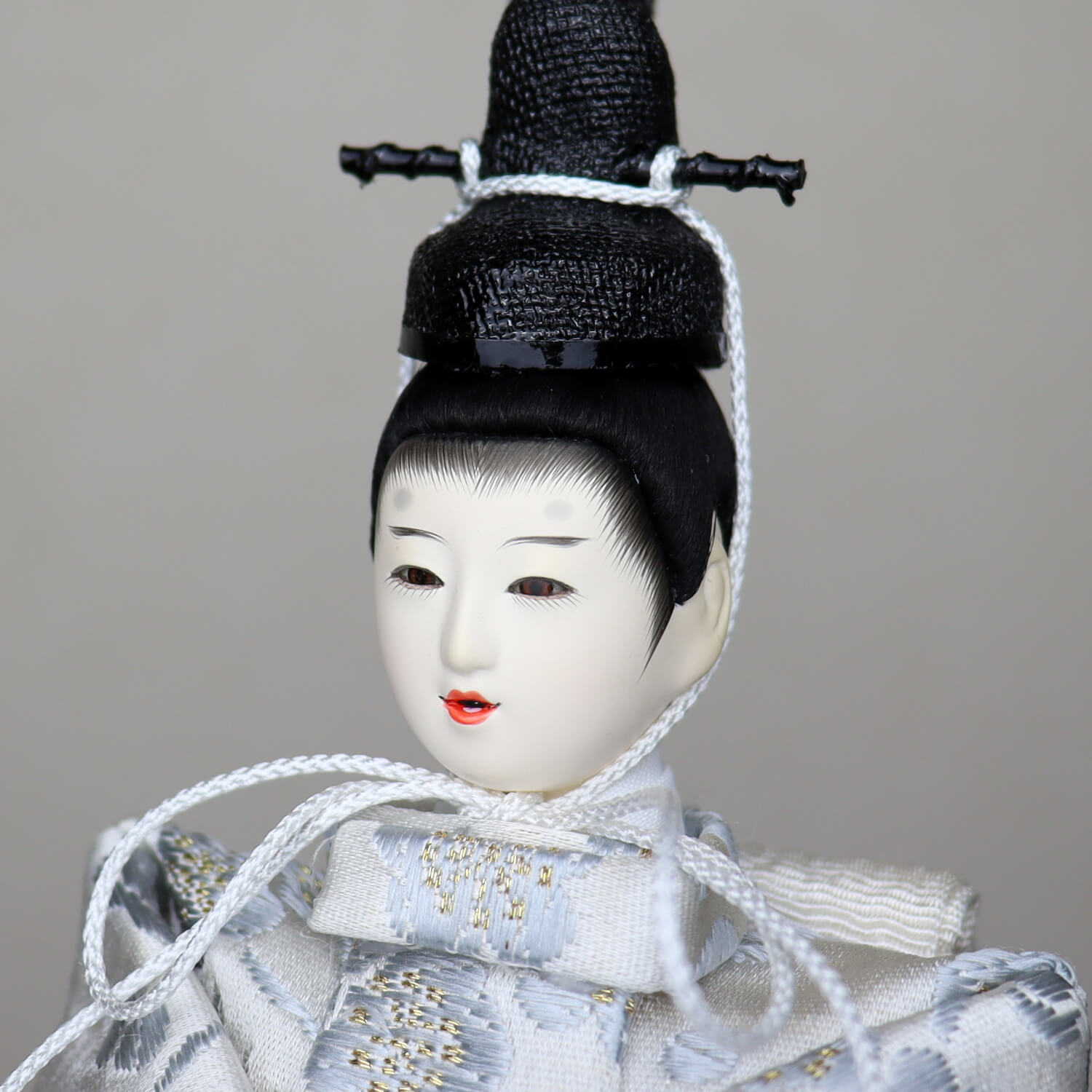 【増村限定品】小西実作PICCONI茜-あかね-Rinおさげ髪京製正絹西陣織手描屏風「枝桜」越前塗ピンク飾台【増村人形オリジナル作品】