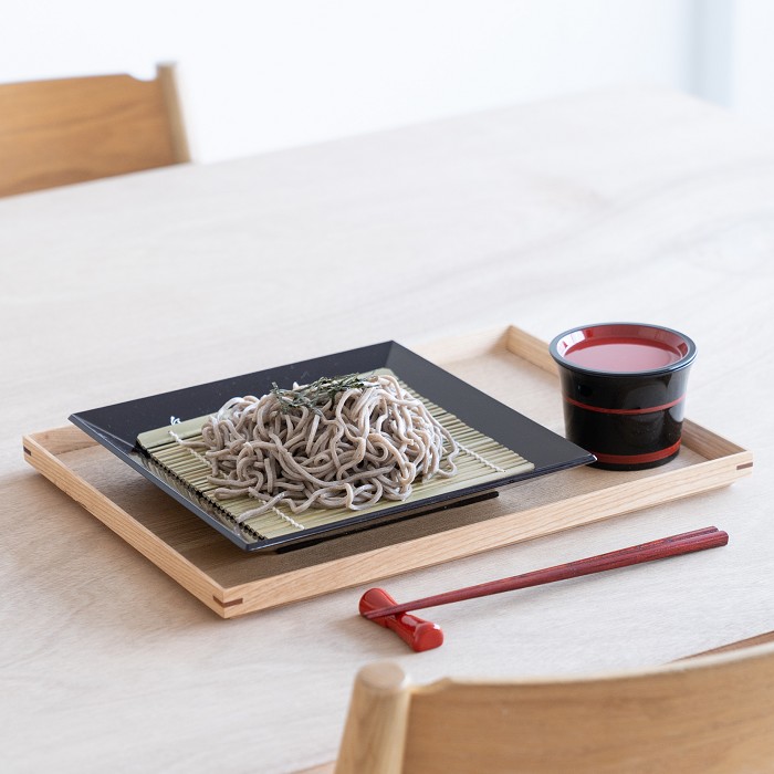 買得 そば皿 20cm 丸皿 黒内朱 プラスチック 蕎麦皿 ざるそば うどん 皿 お皿 食器 丸 discoversvg.com