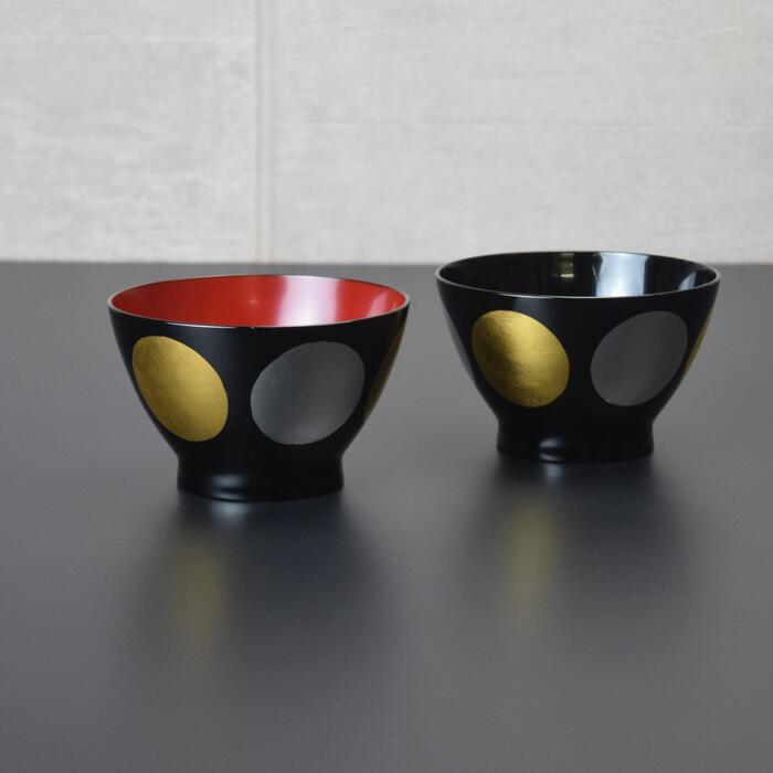 ペアフリー椀　日月　黒内朱　総黒木製食器　漆器　山中漆器　蒔絵　金箔　ギフト　プレゼント結婚記念日　還暦祝い　退職祝い　昇進・栄転祝い　叙勲・褒章のお祝い｜漆器のお店　山崎又一商店