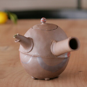 ■焼き締め急須■和食器 陶芸 美濃焼 ティーポット おしゃれきゅうす 茶器 お茶 ポット 急須 きゅうす おしゃれ 結婚祝い プレゼント 素敵 陶器 手作り おしゃれ かわいい モダン 誕生日 お祝い