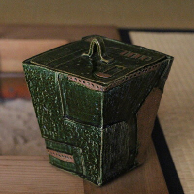 貨物輸送無料 ｜茶道具■織部 水指■mizu120 和食器 陶器作り 陶器作り絵書き 織部焼き 茶道具 美濃焼 今めかしい 今めかしい 好いたらしい 差し上げ物 敬老の日 手作り 差し上げ物