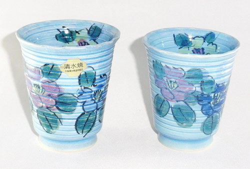 京焼・清水焼 花柄 夫婦湯呑/組湯呑(ペア)【湯のみ】【湯飲み】【ゆのみ】【和食器】【送料無料】プレゼント ギフト 贈リ物 祝 お祝い 記念品｜多彩食器ギフト Misakiya