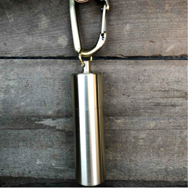 真鍮製エングレービング灰皿 compass1705202212.jpg