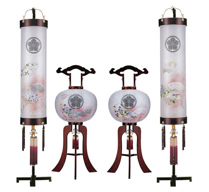 競売 の古風な扇面七草を左右対柄にした人気の提灯セットです 住吉提灯スタンド付きですので簡単に飾る事が出来ます 盆提灯提灯セット絹張桜扇面七草 二重対柄樹峰作マンションタイプ家紋入れ無料スタンド付き