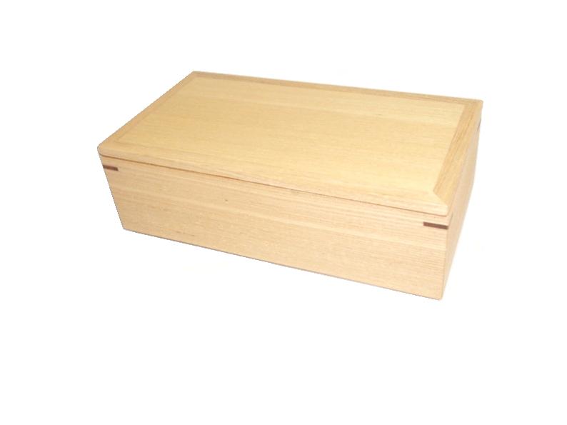 新品 松屋漆器店 弁当箱 2段 大 お弁当箱 白木塗 内朱 タモ 木製 長角 楽天市場】『白木塗 タモ 長角二段弁当箱 内朱（小）』【送料