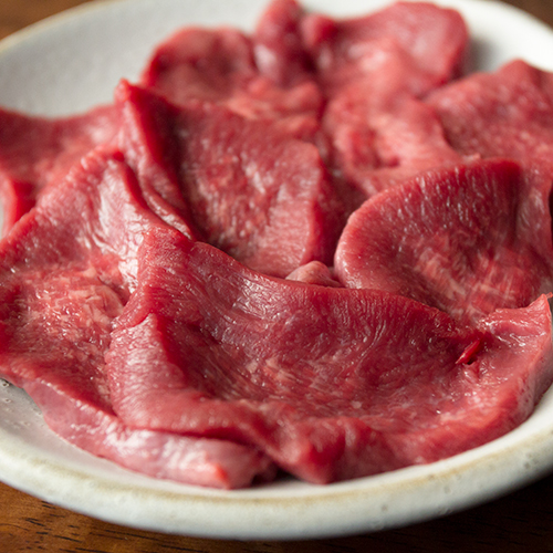 まとめ買い超特価です！牛タン600g和牛カルビ500g和牛上赤身500g！ 牛肉 牛タン ギフト ｜食とお酒の通販サイト「うまいる」