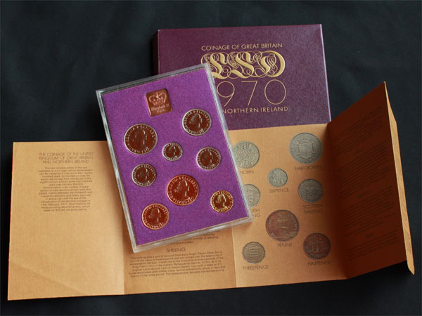 <br>1970年 Proof 8枚Set 最終発行年 イギリス ロイヤルミント エリザベス2世女王 記念硬貨 UNC 未流通の極美品 クリアー コインホルダー入り ペニー ハーフペニー 3 6 ペンス シリング フローリン ハーフクラウン 解説書付き 世界のコイン セット sixpence　【中古】