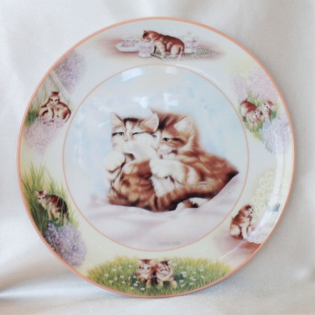 ロイヤルアルバートの飾り皿(ネコとパンジー) 楽天市場】ロイヤルアルバート 子猫（キッチン用品・食器・調理器具