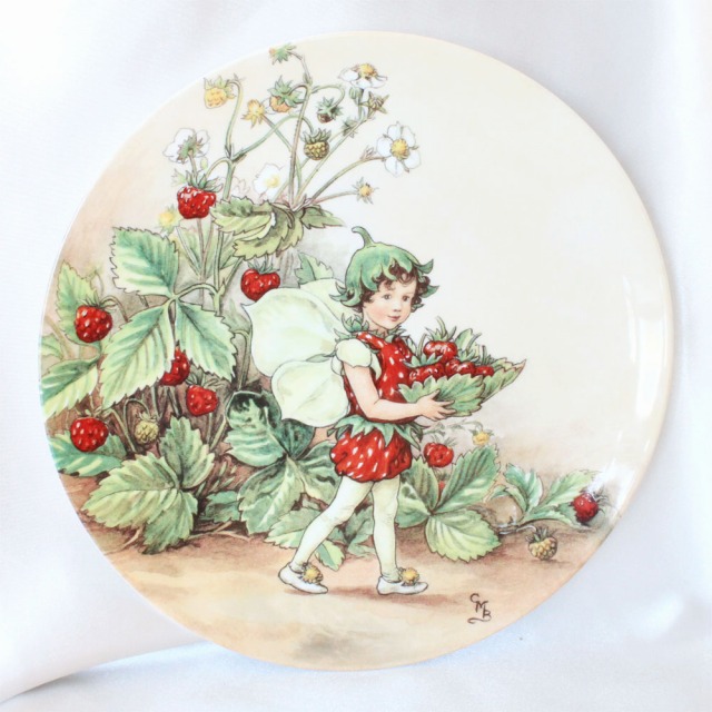 楽天市場 Wedgwood ストロベリー フェアリー Strawberry Fairy イチゴ 苺 花の妖精が可愛らしいフラワー フェアリー 絵皿 シシリー メアリー バーカー イギリス ウェッジウッド ウォールプレート 飾り皿 プレゼント ギフト 中古 送料無料 02p07nov15 メイ