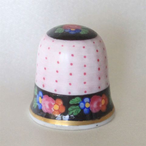 レア Herend ヘレンド 御花 花 シンブル 指貫き ハンガリー共和国 仕立てもの 差し上げ物 【中古】