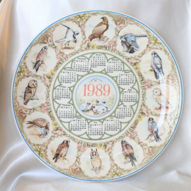 ウエッジウッド1989年カレンダープレート鳥の柄 楽天市場】カレンダープレート 2005年 シーズン ママル Seasons