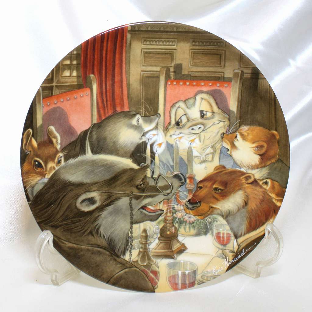 <br> バンケット THE BANQUET 宴会 たのしい川べ ウィンド イン ザ ウィローズ The Wind in the Willows ケネス グレアム イギリス ウォールプレート 絵皿  蛙 カエル　バジャー　ラット　モール　トード　ポーリー　オッター 【中古】