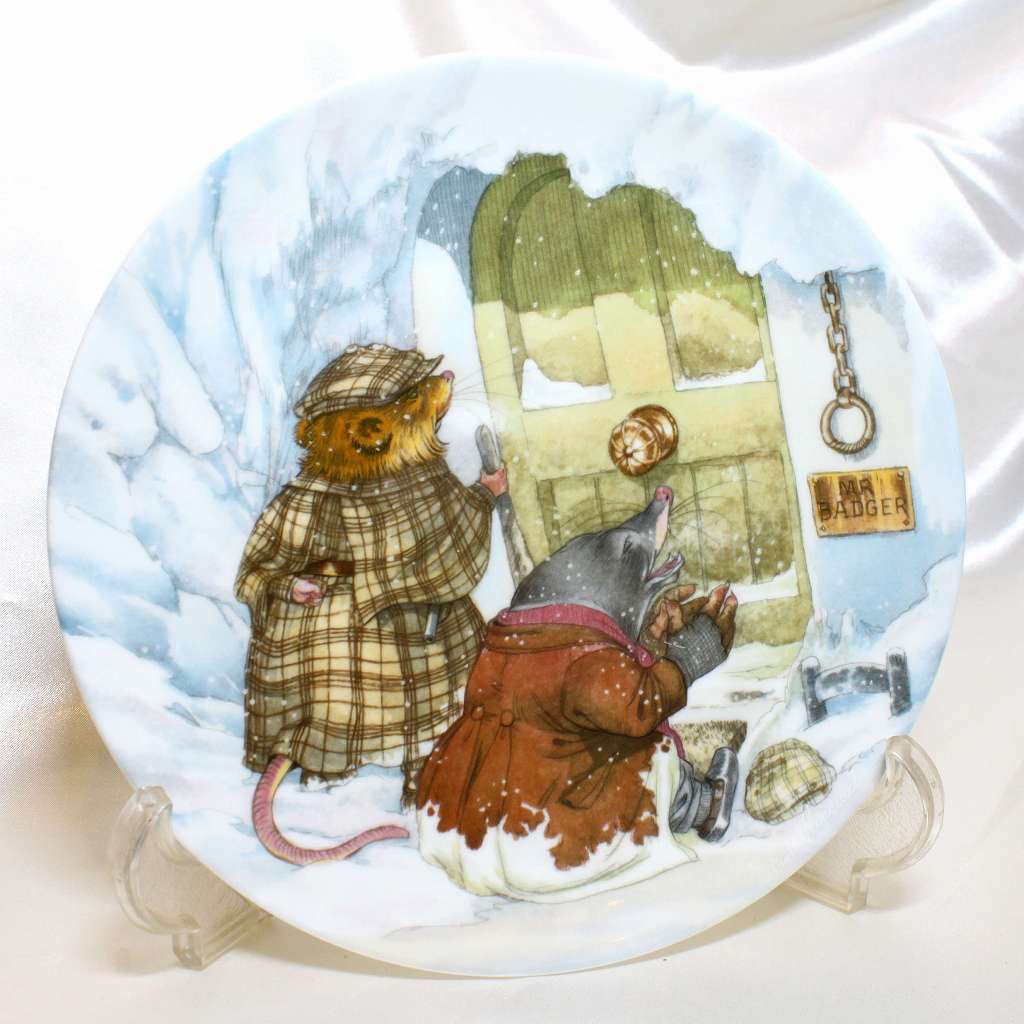 <br>  ワイルドウッド THE WILD WOOD   バジャー　アナグマの家　たのしい川べ ウィンド イン ザ ウィローズ The Wind in the Willows ケネス グレアム イギリス ウォールプレート 絵皿  蛙 カエル 【中古】