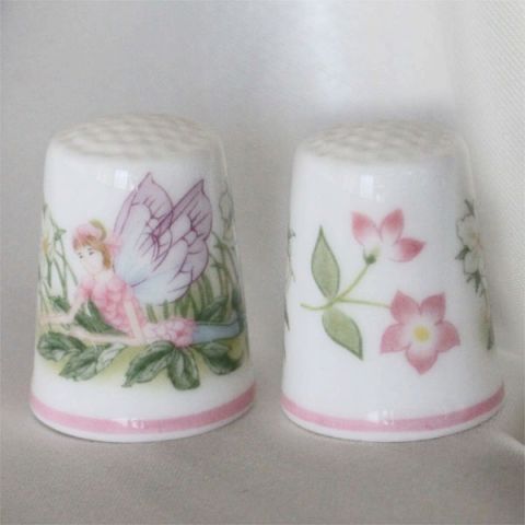 TCC 愛らしさ的な花のお化け Enchantment エンシャントメント ロイヤル ウーはやりっ子 Royal worcester 御花 妖精 【貨物輸送無料】 シンブル 指貫き 仕立てもの 科目 差し上げ物 ヴィンテージ 【中古】 02P24Oct15