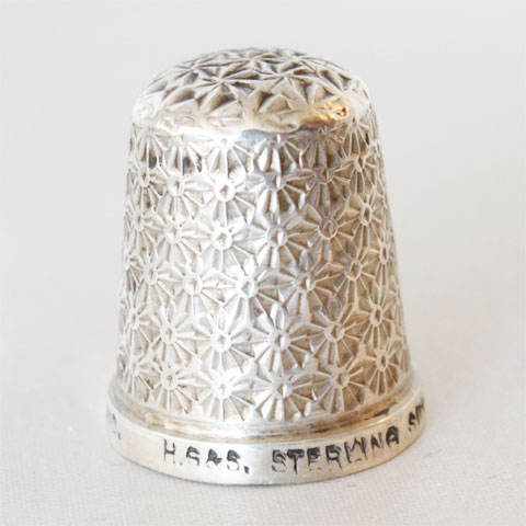 H.G＆S SPA スパ 大広間目じるし 御花 連合王国 .925 Sterling Silver スターリング しろがね色 銀 シンブル 指貫き 仕立てもの 寄せ合わせ 科目 差し上げ物 ヴィンテージ アンティーク 【中古】 【貨物輸送無料】 02P23Sep15 P16Sep15