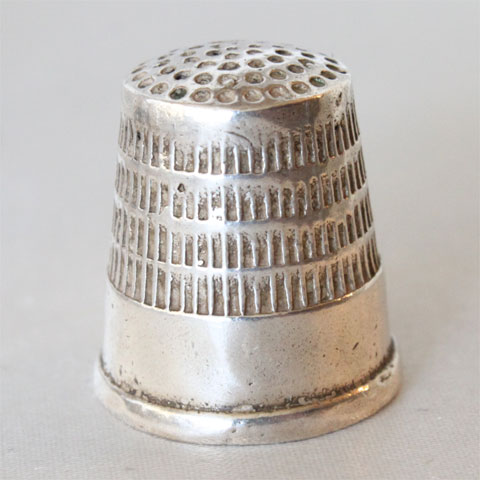 キプロス共和国 .925 Sterling Silver スターリング しろがね色 銀 シンブル 指貫き 仕立てもの 寄せ合わせ 科目 差し上げ物 ヴィンテージ アンティーク 【中古】 【貨物輸送無料】 02P23Sep15 P16Sep15