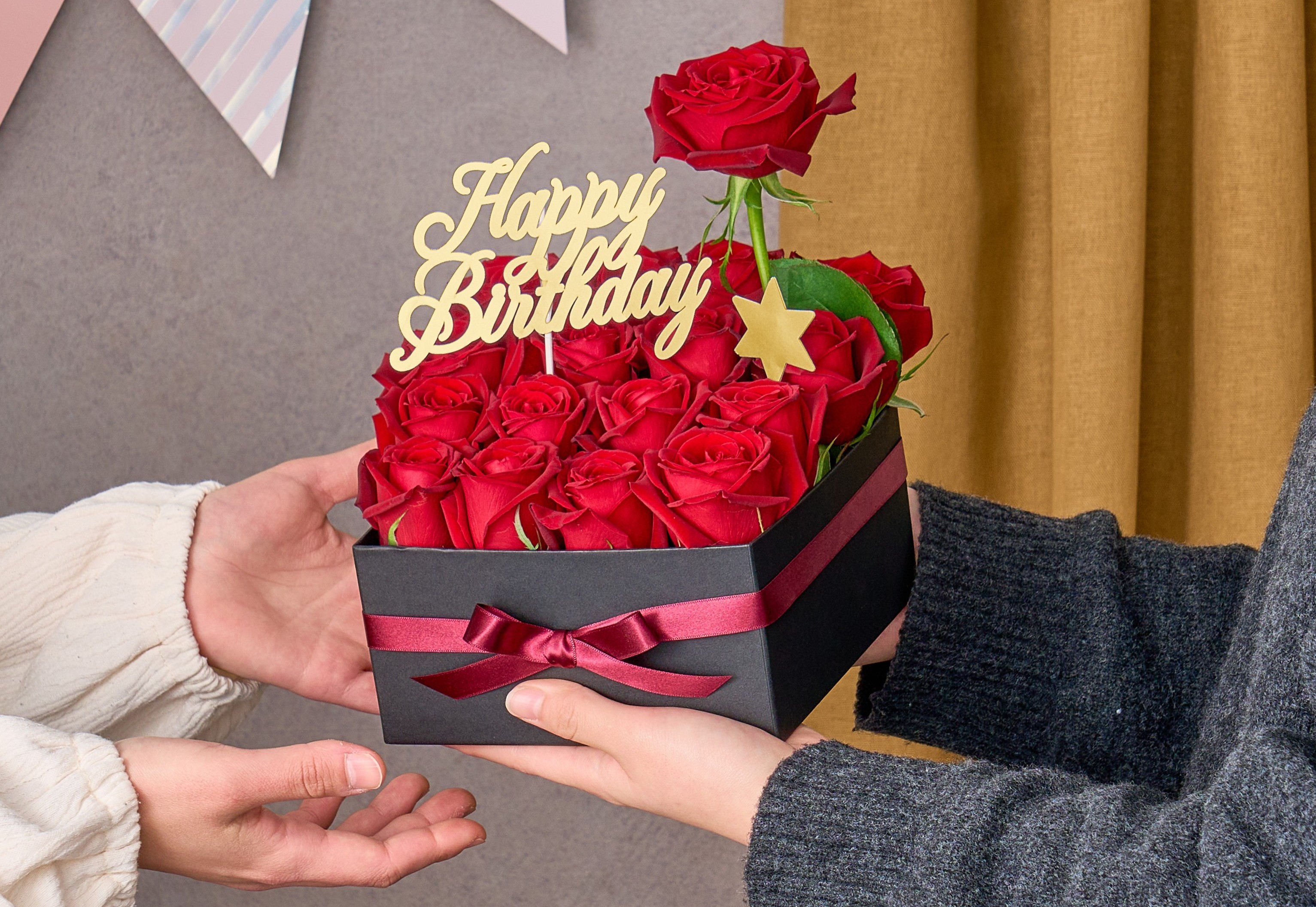 ホシファーム　キュビーバースディアローズＬ　ルージュ 送料無料 産地直送 お誕生日 お誕生日トッパー付き お誕生日専用 バースデー プレゼント 誕生日プレゼント バラ お花 バラアレンジ