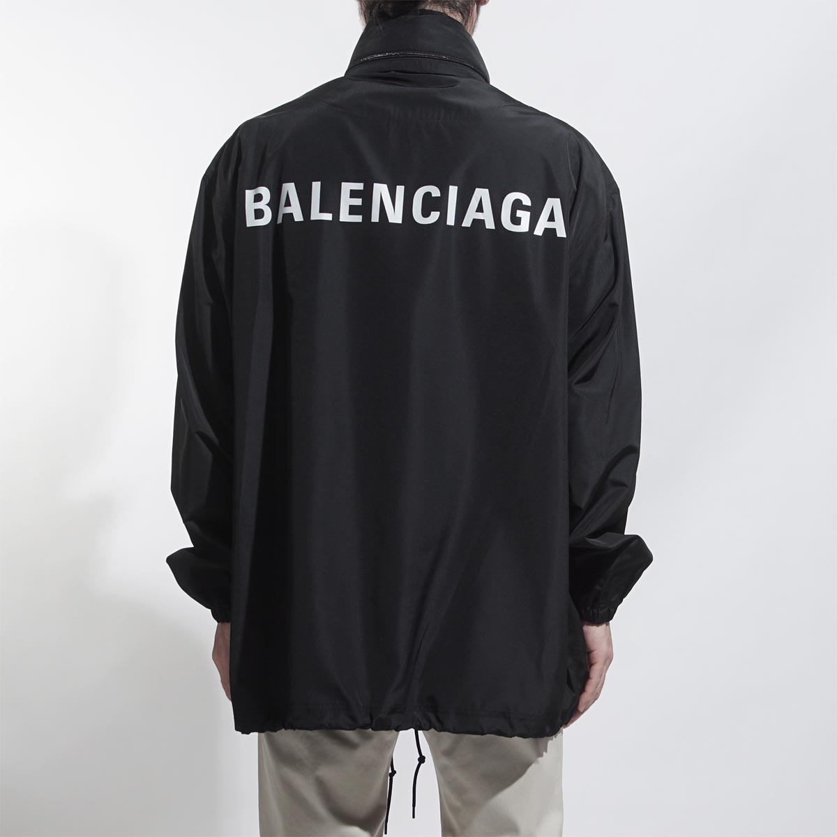 楽天市場 アウトレット バレンシアガ Balenciaga レインコート ナイロン ブルゾン レインジャケット メンズ アウター スポーツ アクティブ 大きいサイズあり Tyd36 1000 Rain Coat あす楽対応 関東 返品送料無料 ラッピング無料 1900 モダン