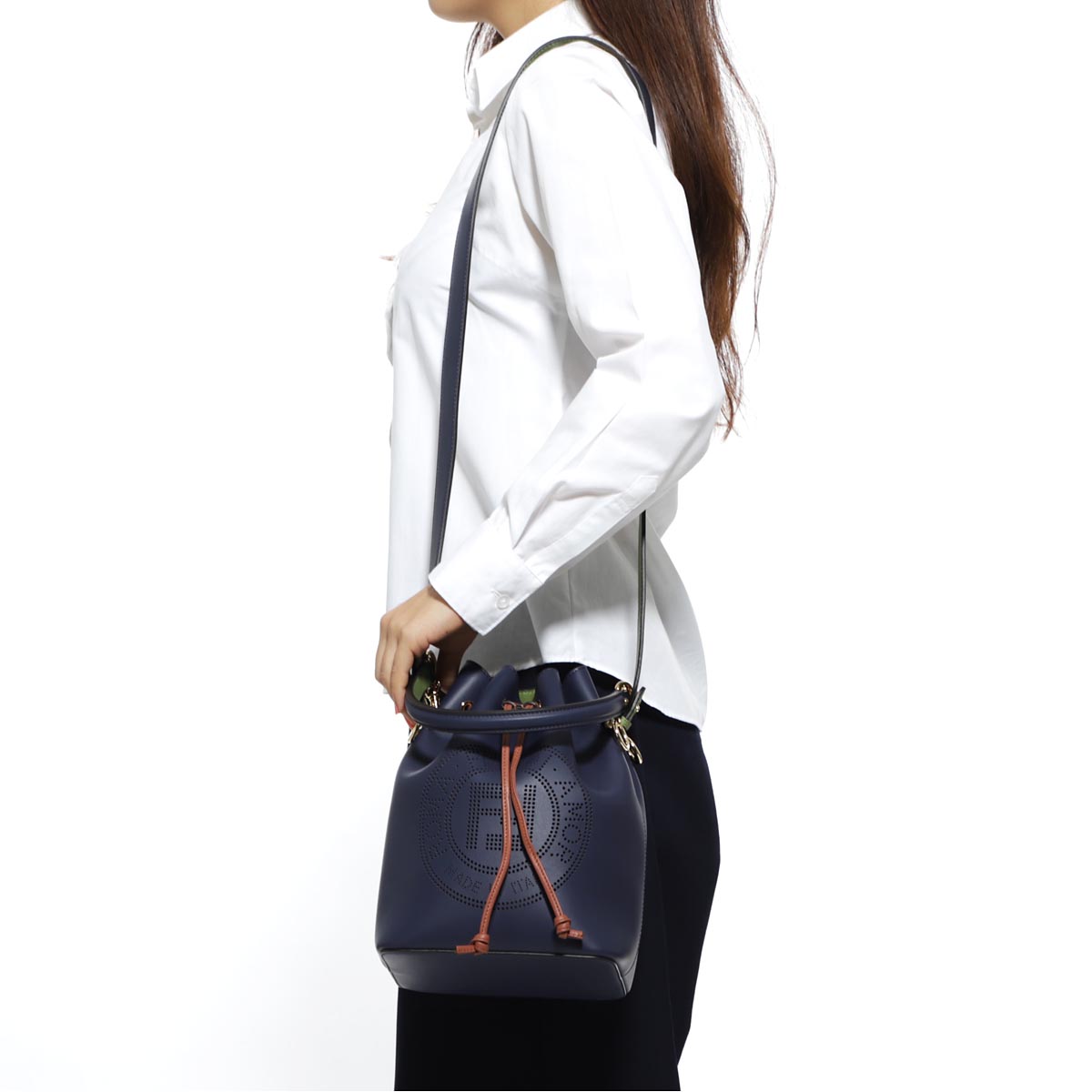 フェンディ FENDI ショルダーバッグ 2WAY レディース 8bt309 a7sq f02si MON TRESOR モン トレゾール【あす楽対応_関東】【返品送料無料】【ラッピング無料】|モダンブルー楽天市場店