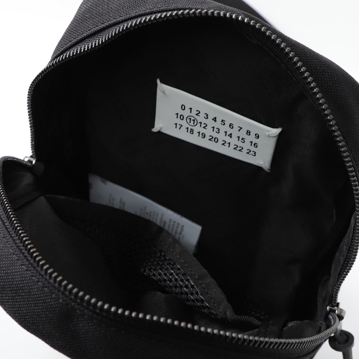 メゾンマルジェラMaisonMargielaボディバッグブラックメンズギフトプレゼントナイロンs55wa0063pr253t801311女性と男性のためのアクセサリーコレクション【あす楽対応_関東】【返品送料無料】【ラッピング無料】