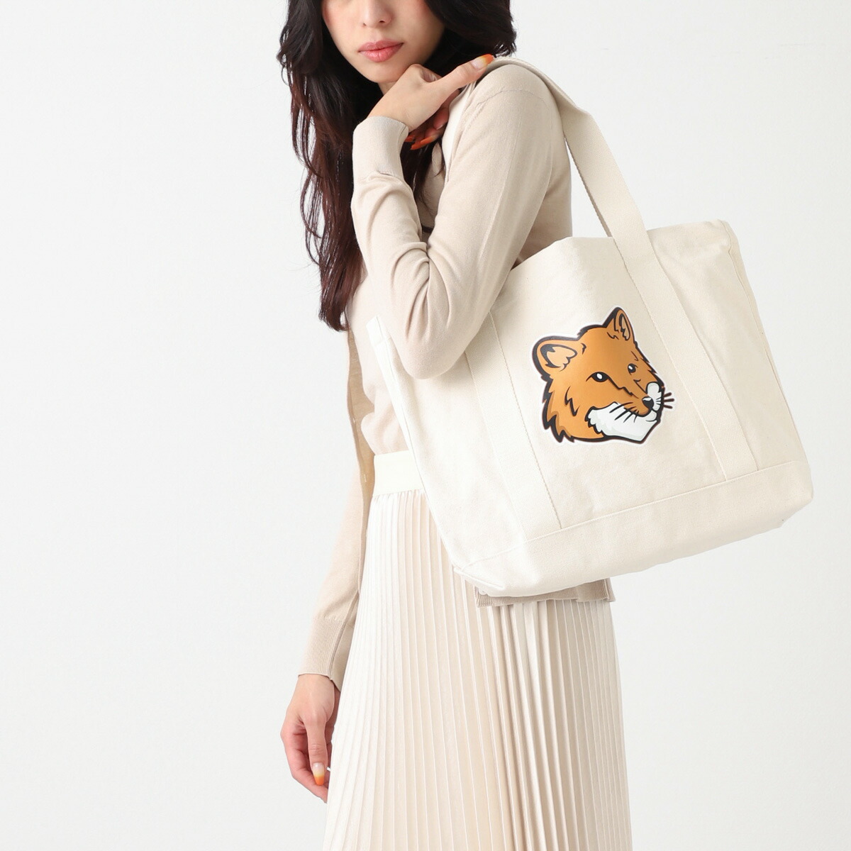 新品　maison kitsuné メゾンキツネ　トートバッグ ホワイト 楽天市場】メゾンキツネ MAISON KITSUNE トートバッグ ホワイト