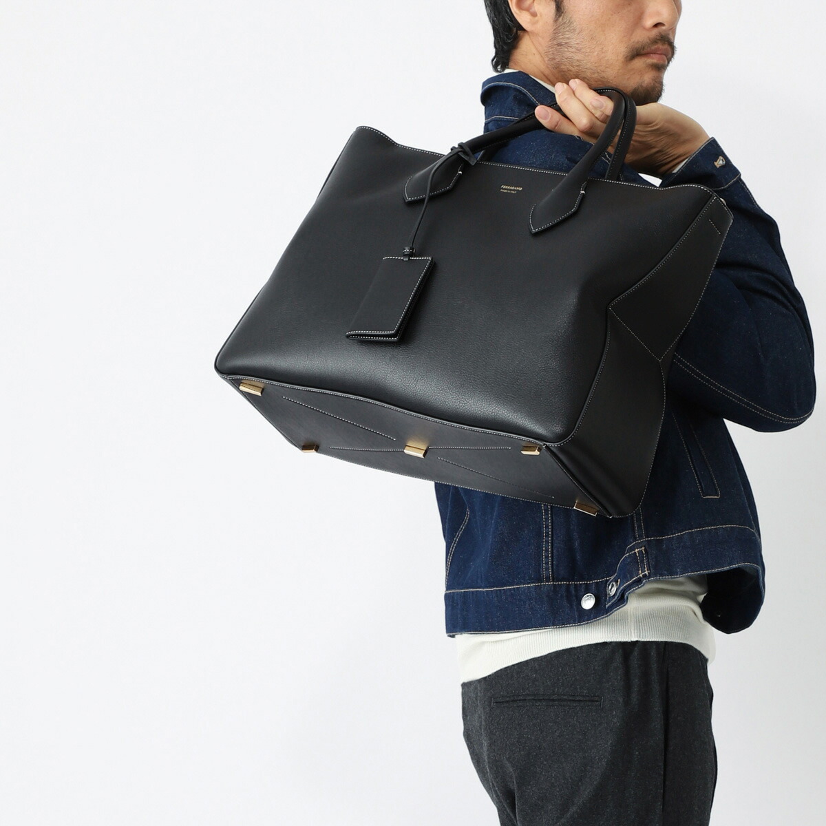 【新品・国内即発】FERRAGAMO 22 0915 785878 バケットバッグ 楽天市場】【ｻﾏｰｾｰﾙ第2弾☆全品P3倍＆最大15000円ｽﾍﾟｼｬﾙｸｰﾎﾟﾝ31