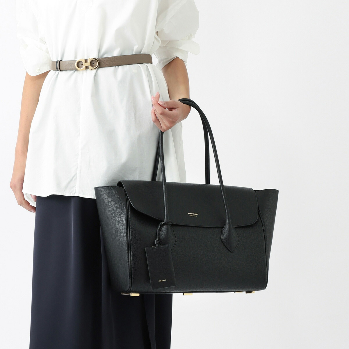 Ferragamo トートバッグ 219908 0779336 NERO FERRAGAMO フェラガモ トートバッグ ブラック レディース star