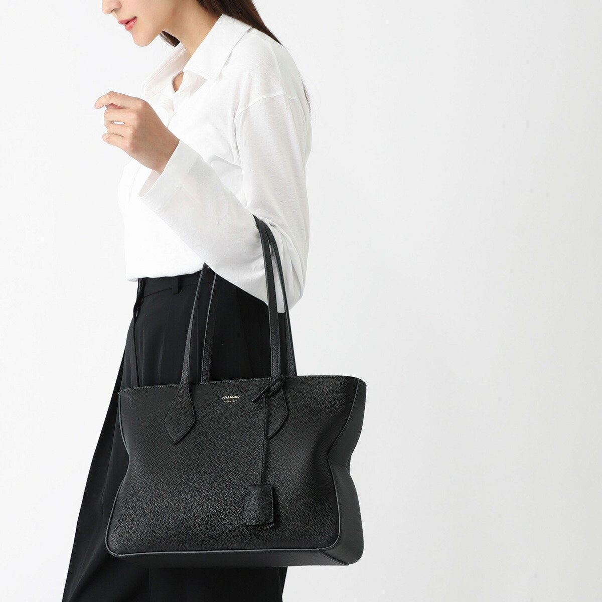 楽天市場】フェラガモ FERRAGAMO トートバッグ ブラック メンズ