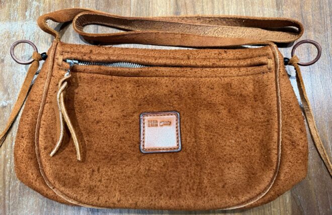 ゴローズ巾着バッグM スモーク　肩掛けショルダー ゴローズ巾着バッグM スモーク 肩掛けショルダー - メルカリ