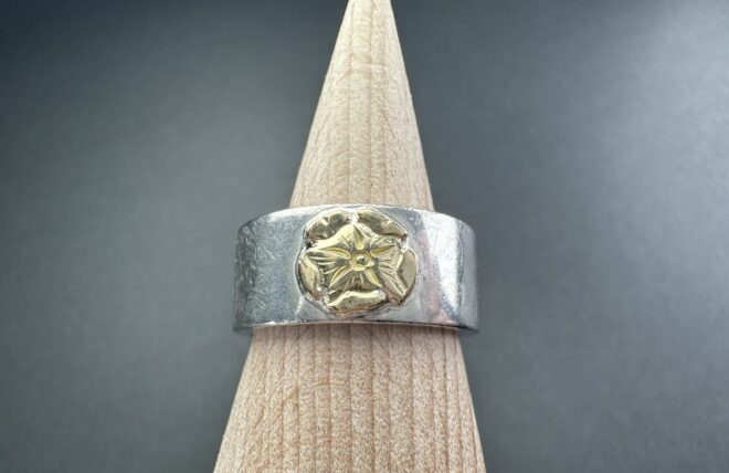 楽天市場】ゴローズ goro's 美品 ローズ平打ちリング (19.5号