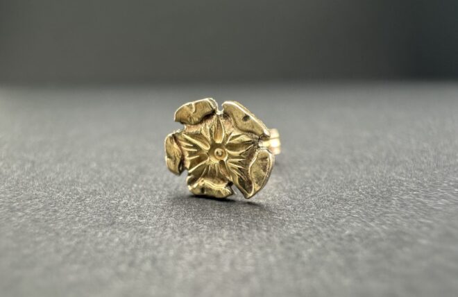 紅蓮(*´∀｀) 　 ゴローズ　全金ローズピアス　k18ローズピアス ゴローズ goro's K18付ピアス – DELTAone