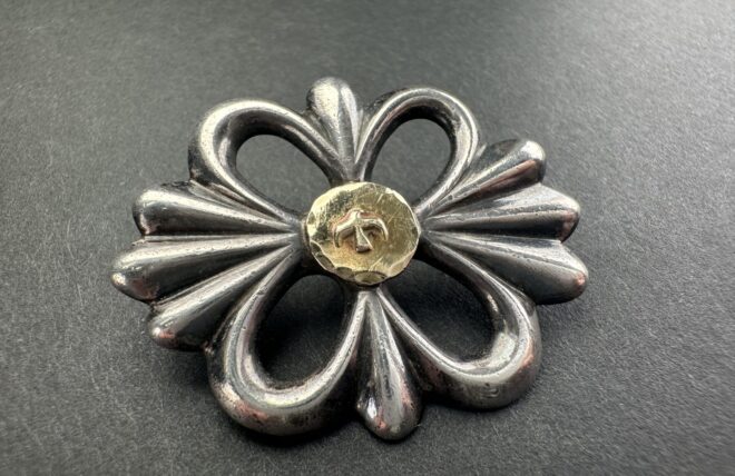 楽天市場】ゴローズ goro's OLD 美品 K18付きGC04コンチョ ※縦仕様